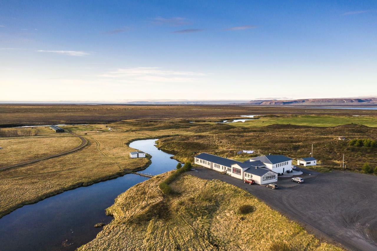 Skulagardur Hotel Garthur Bagian luar foto
