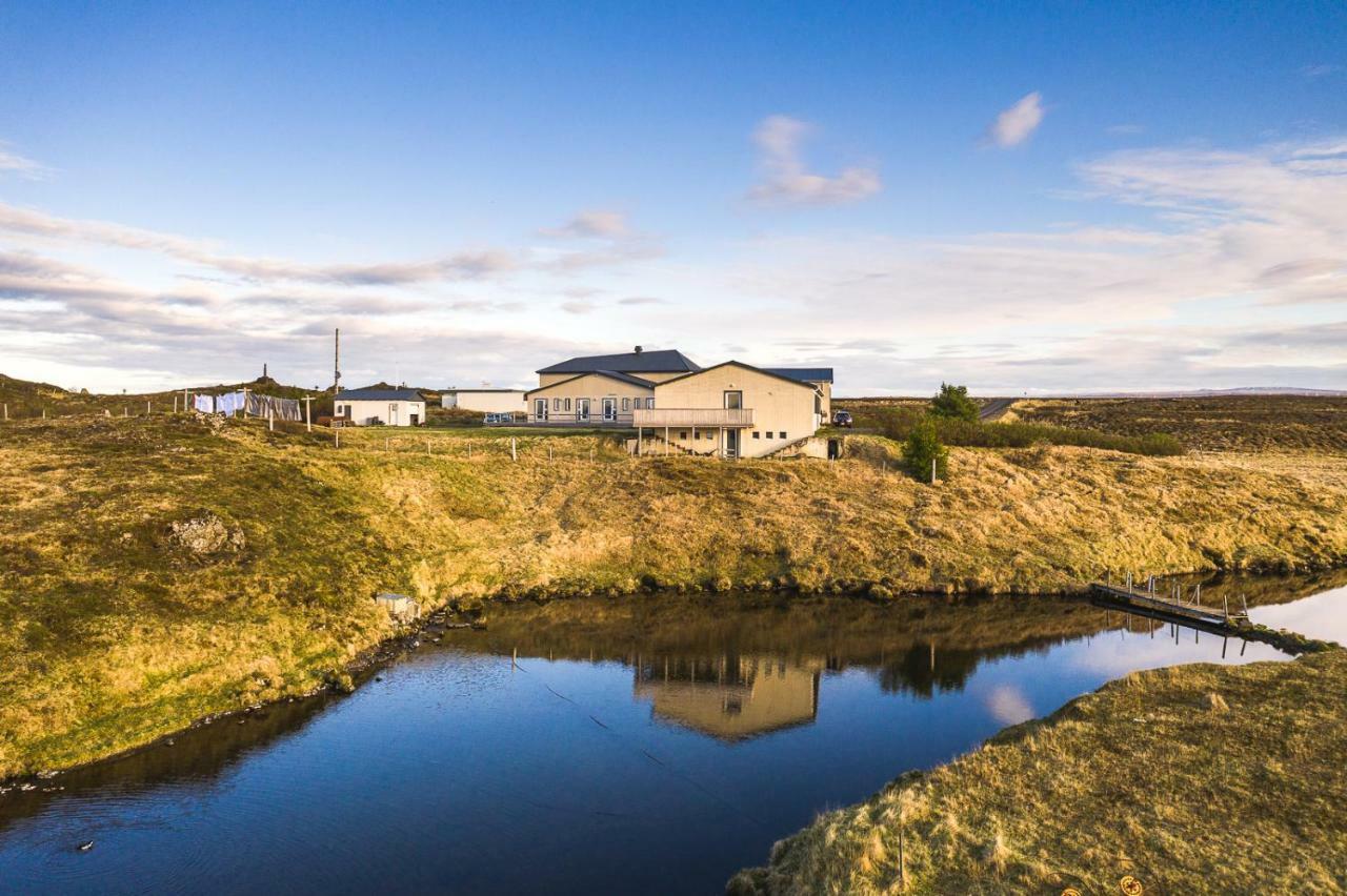 Skulagardur Hotel Garthur Bagian luar foto